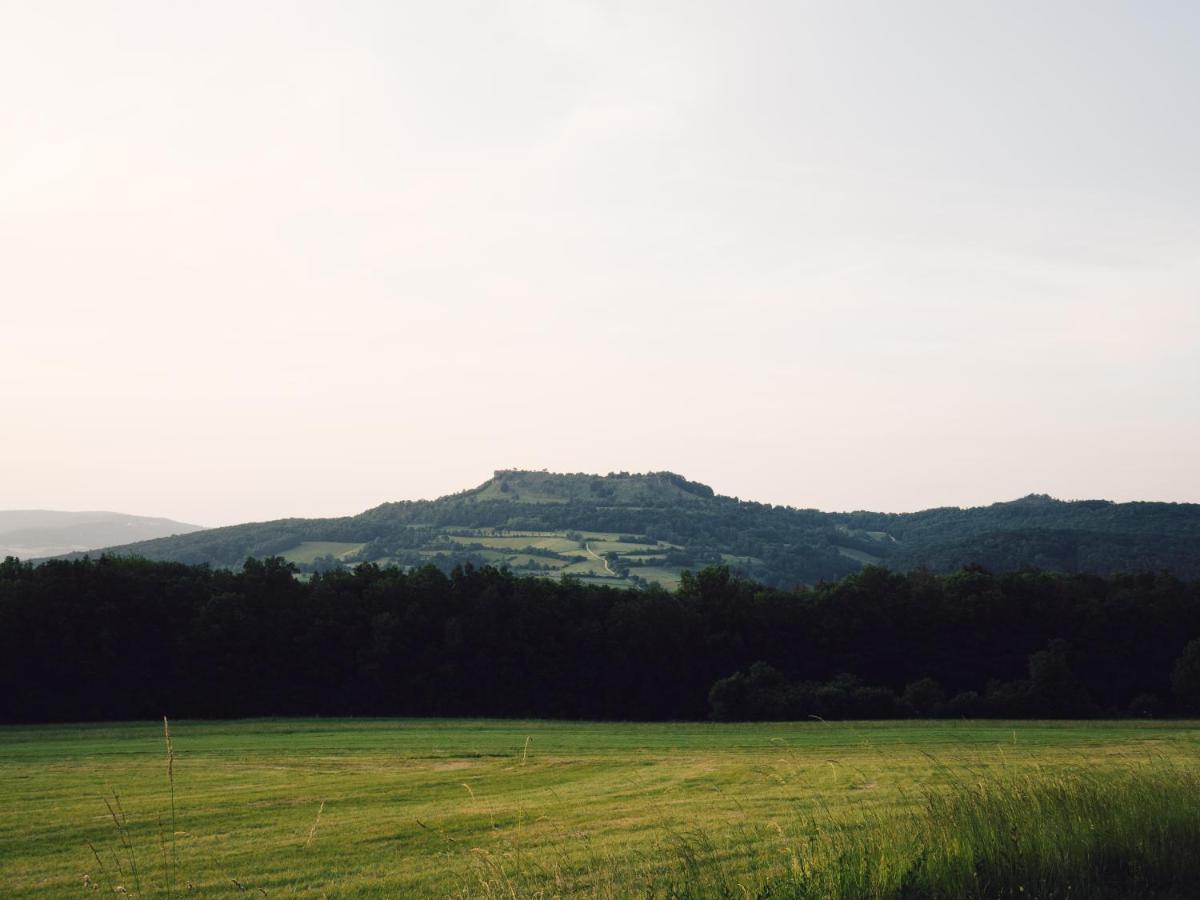 Отель Dein Dornig Ebensfeld Экстерьер фото